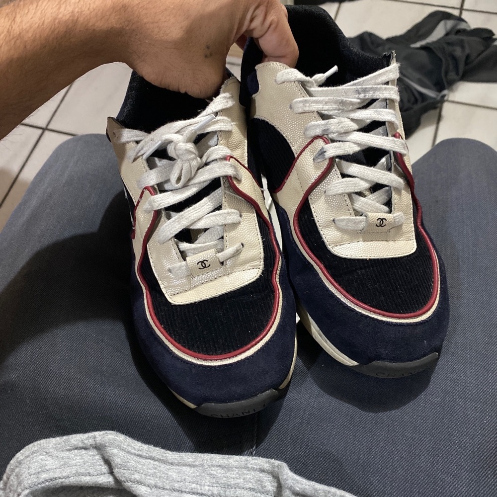 Chanel Navy Blue low top trainers - Picture 1 of 3